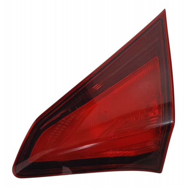 Lanterna Direta Tampa Traseira Nissan Kicks 2020  Direito/passageiro Vermelho