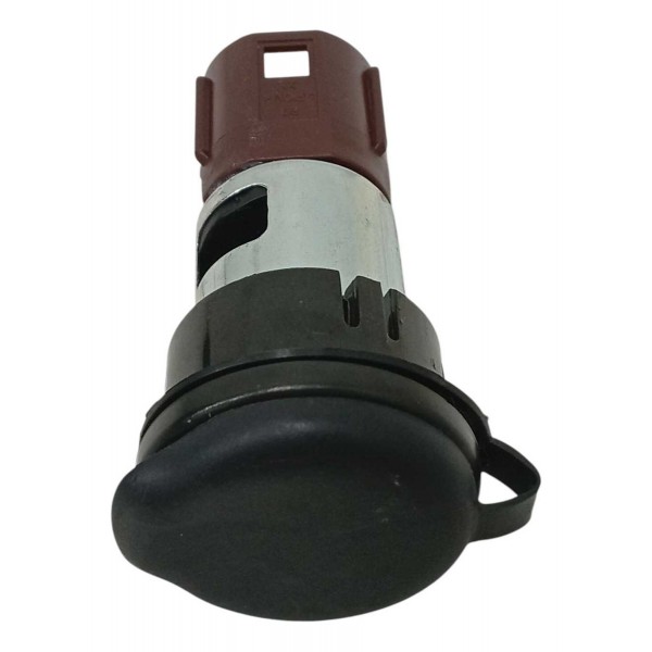 Tomada 12v Chvrolet Tracker 12t 2023 Prateado