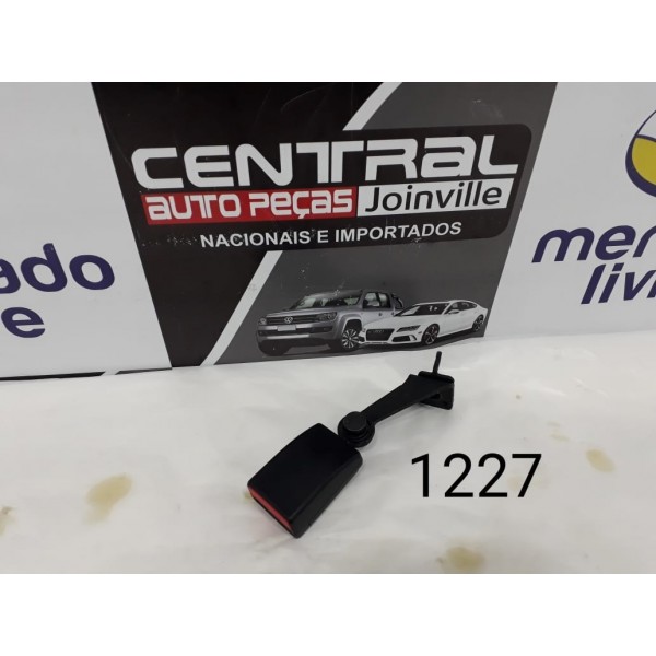 Engate Fêmea Cinto Seguraça Traseiro Bmw 320i 2018