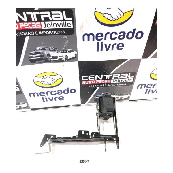 Suporte Farol Radiador Direito Bmw 320i F30 2013 2014 2015