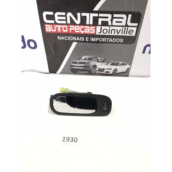 Maçaneta Interna Dianteira Esquerda Gm Malibu 2010 2011 2012 Dianteira