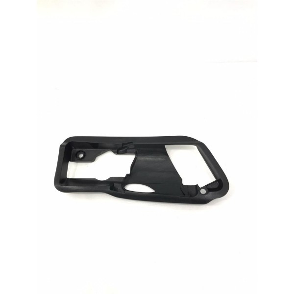 Suporte Maçaneta Interna Dianteira Direita Vw Tiguan 2010 Dianteira
