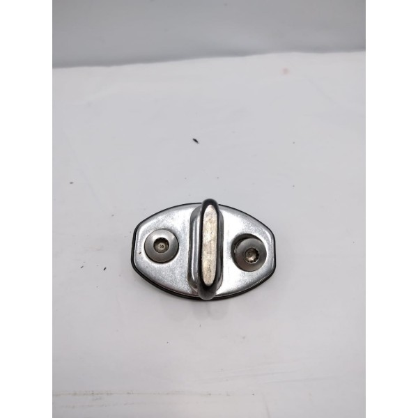 Batente Gancho Fechadura Porta Dianteira Dir Vw Tiguan 2015