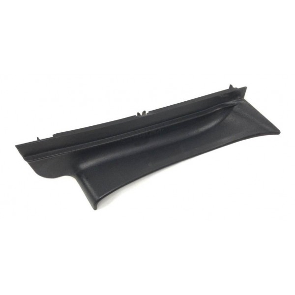 Moldura Lanterna Traseira Direita Gm Malibu 2010 2011 2012 Vermelho