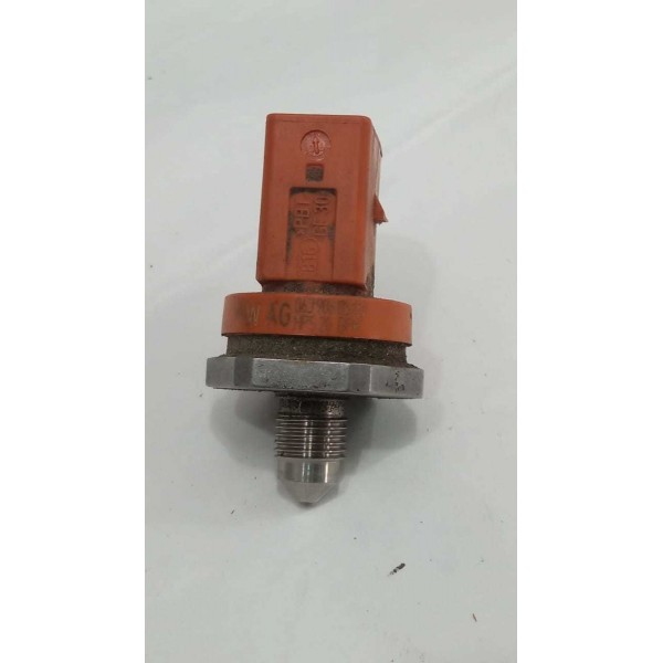 Sensor Flauta Pressão Combustível Audi A4 2.0 2013 06j906051