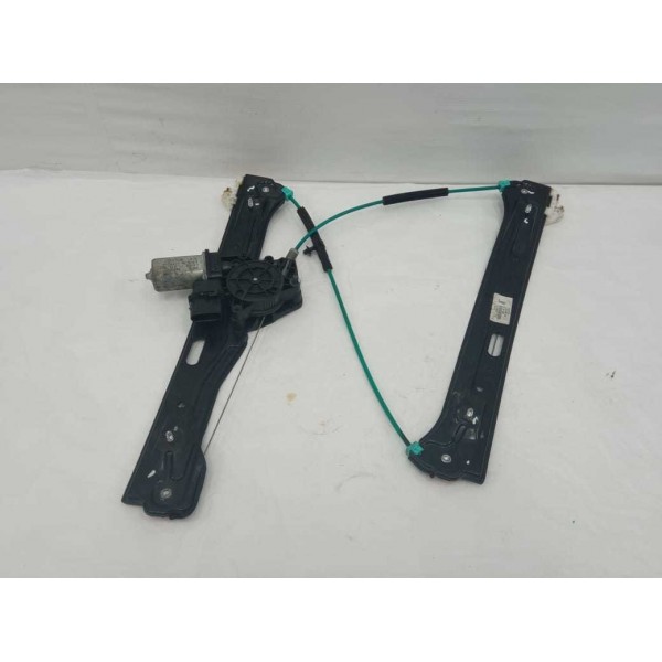Máquina Vidro Dianteira Direita Bmw 118i 2011