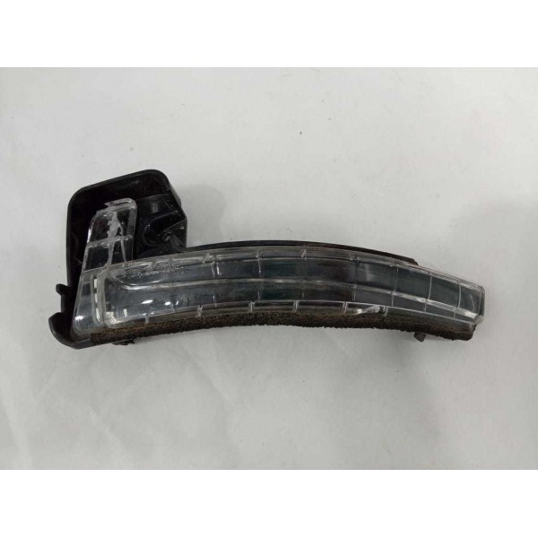 Pisca Retrovisor Esquerdo Fiat Toro 2018 2019 2020 Detalhe