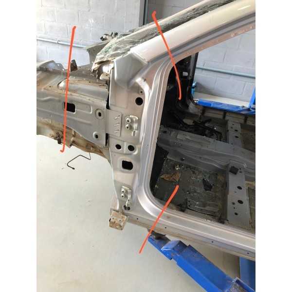 Coluna T Dianteira Esquerda Fiat Toro 2015