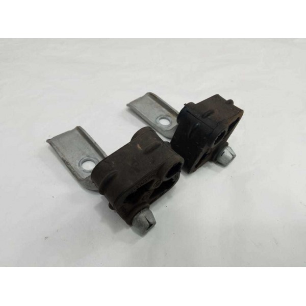 Suporte Coxim Escape Traseiro Mercedes Cla 180 2018 Unidade