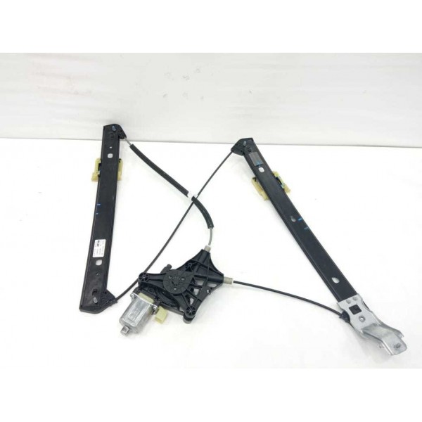 Máquina Vidro Dianteira Esquerda Audi Q3 2020               