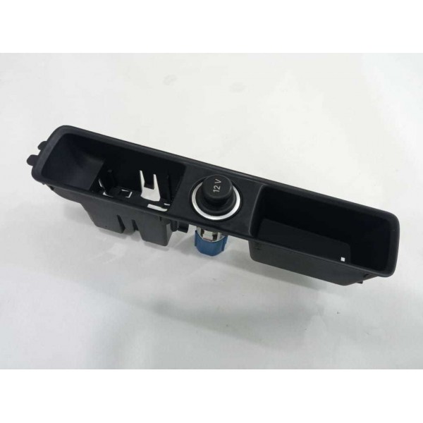 Acabamento Tomada 12v Console Central Audi Q3 2020 83b863349