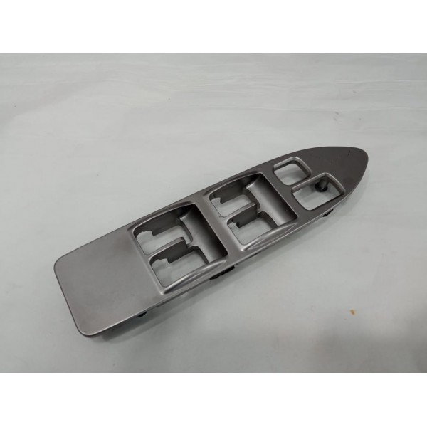 Moldura Botão Vidro Elétrico Diant Esquerdo Pajero Full 2016