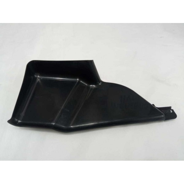 Acabamento Caixa D'água Vw Jetta 2017 