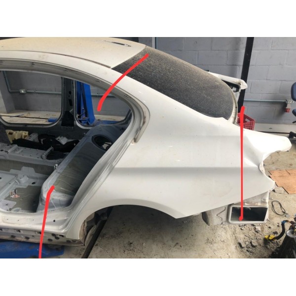 Lateral Esquerda Bmw 320i 2015