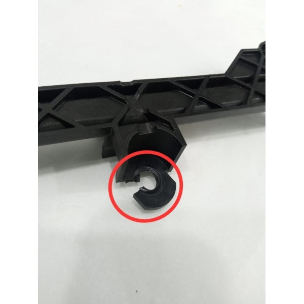Suporte Flauta Coletor Audi Q3 Tfsi 2015 Detalhe