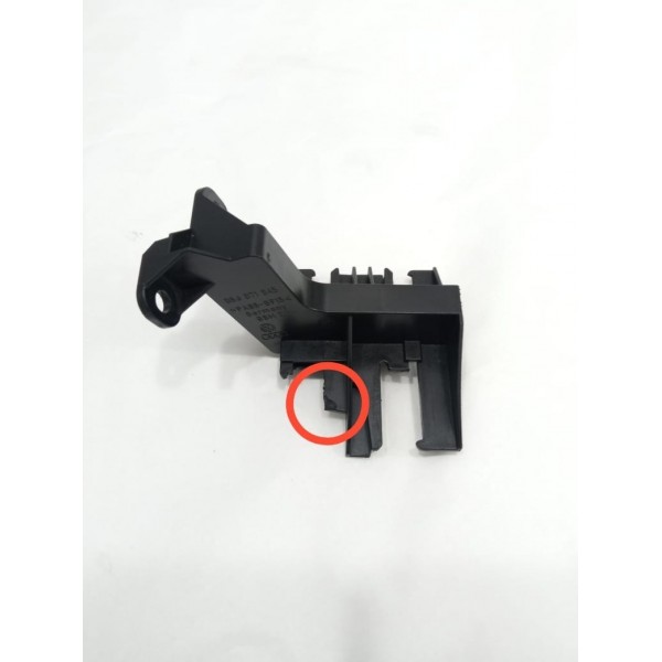 Suporte Chicote Coletor Injeção Audi Q3 2.0 2015 Detalhe