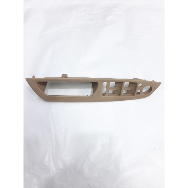 Moldura Comando Vidro Dianteiro Esquerdo Bmw X6 2012