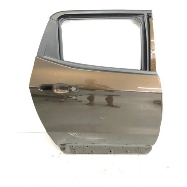 Porta Lata Traseira Direita Fiat Toro 2017 Com Detalhe Usado Marrom
