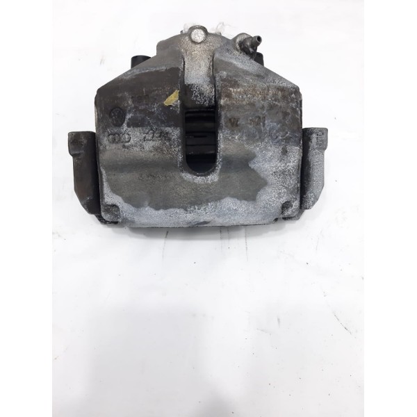 Pinça Freio Dianteira Esquerda Audi A1 Sportback 2014 Usado
