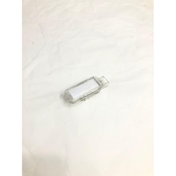 Luz Interna Porta Luvas Audi A1 Sportback 2014 Usado