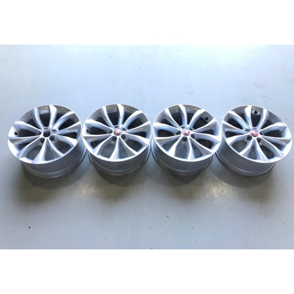 Jogo De Rodas Jaguar Xf R18 Detalhe Prateado