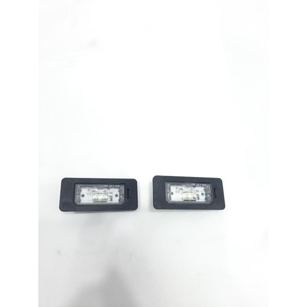 Luz Placa Traseira Bmw 320i 2016 Unidade