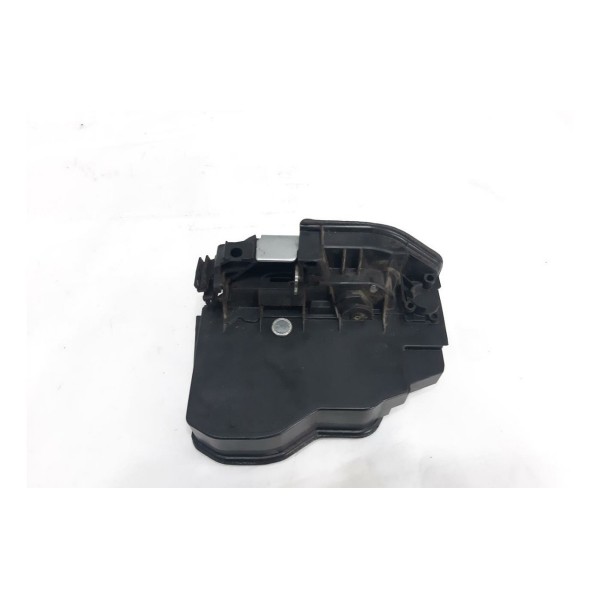Fechadura Porta Dianteira Direita Bmw 120i 2016