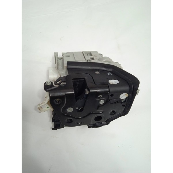 Fechadura Porta Dianteira Direita Audi A3 2016 8x1837016