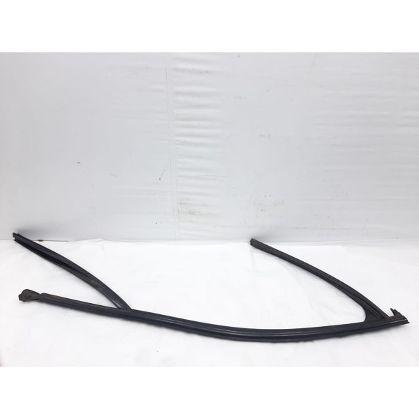 Borracha Guarnição Dianteira Direita Bmw 320i 2016 7258326