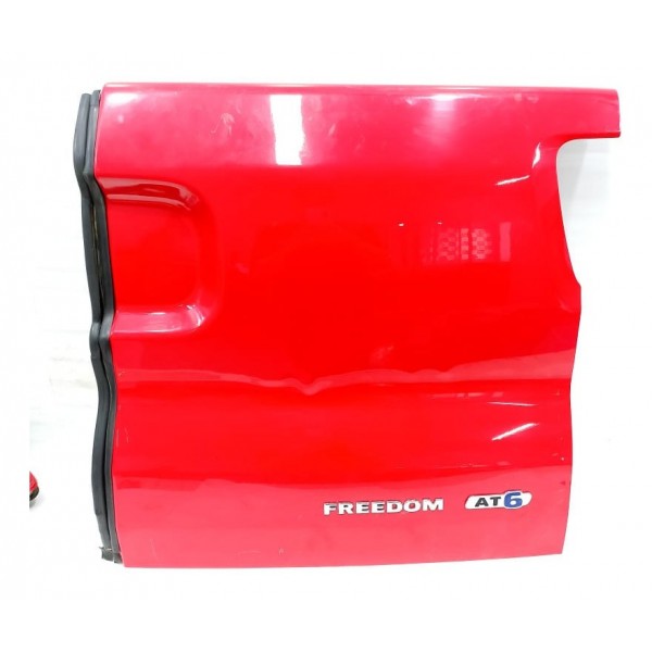 Tampa Traseira Direita Fiat Toro 2016 2017 2018 Vermelho