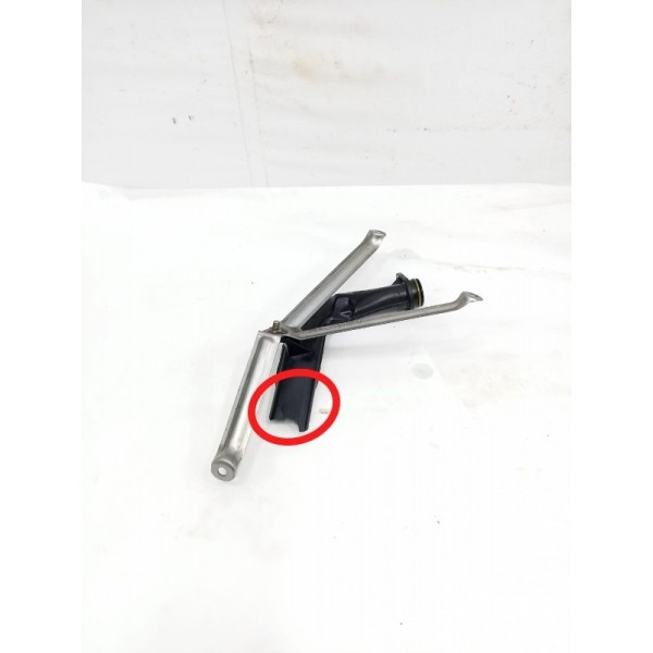 Suporte Defletor Carter Mercedes C180 2016 A2741810095 Detal