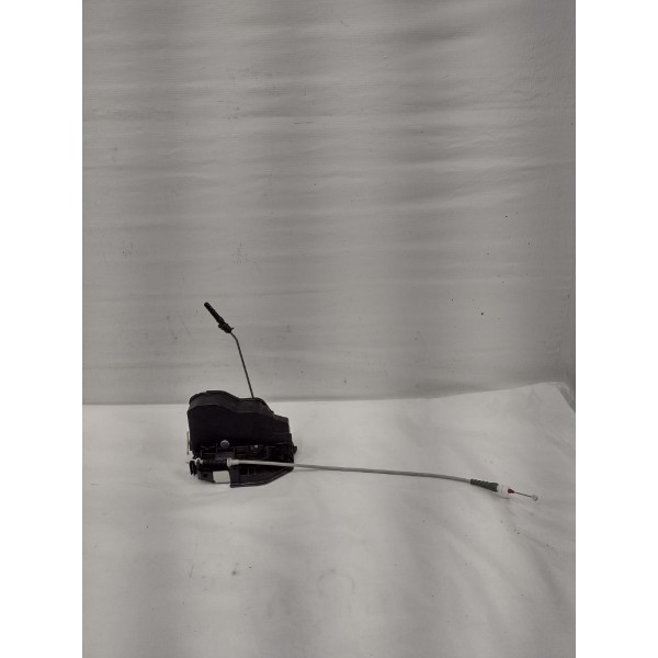 Fechadura Porta Traseira Esquerda Bmw 320i 2016