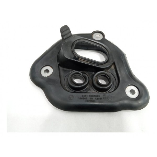 Borracha Vedação Ar Condicionado Bmw 320i 2015 9207093