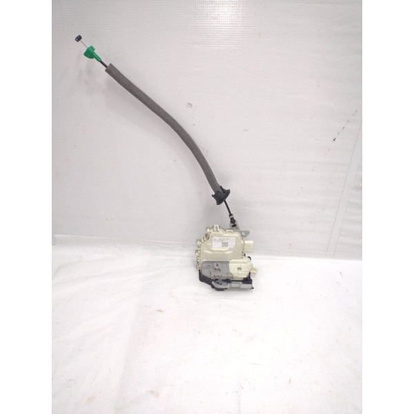Fechadura Porta Traseira Direita Audi Q3 2016 8k0839016f
