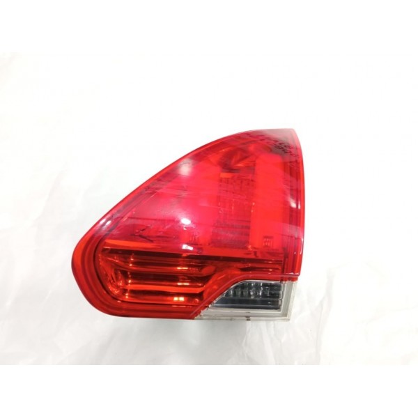 Lanterna Tampa Traseira Direita Peugeot 2008 2018 Direito