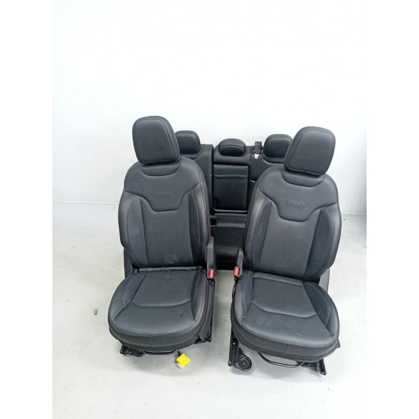 Jogo Banco Jeep Compass 2021 Detalhe