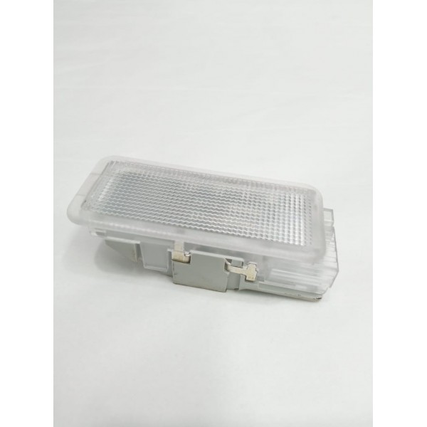 Luz Cortesia Peugeot 2008 2018