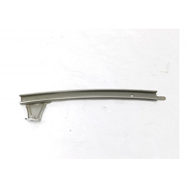 Guia Vidro Porta Dianteira Direita Toyota Corolla 2017