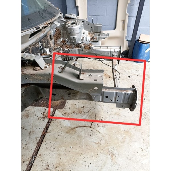 Longarina Direita Carroceria Fiat Freemont 2012