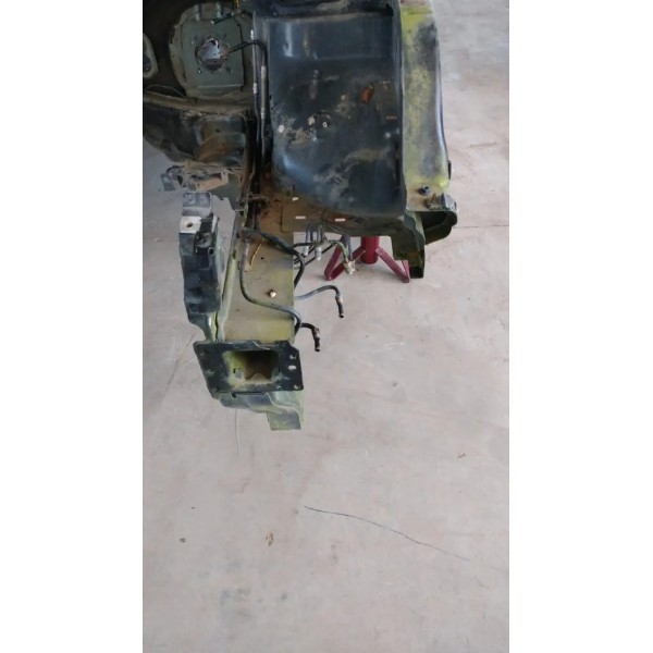 Longarina Lado Esquerdo Carroceria Peugeot 3008 2012