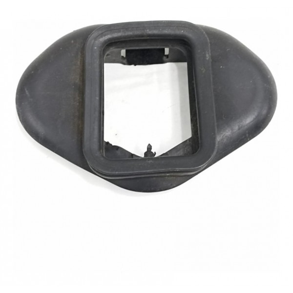 Acabamento Limitador Traseiro Direito Peugeot 3008 2013 