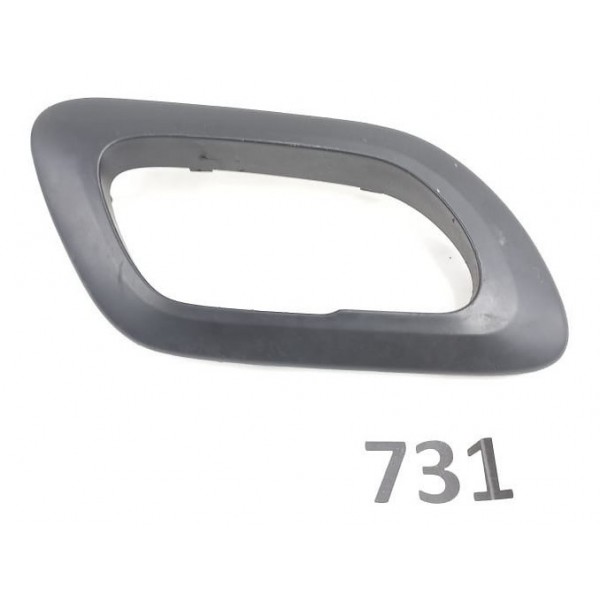 Moldura Maçaneta Interna Traseira Direita Peugeot 3008 2013 Traseira