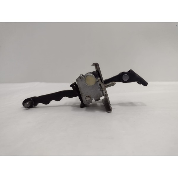 Limitador Porta Dianteira Direita Peugeot 3008 2011 2012