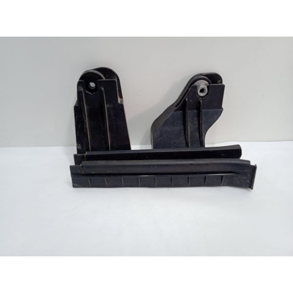 Guia Vidro Porta Dianteiro Esquerdo Peugeot 3008 2012