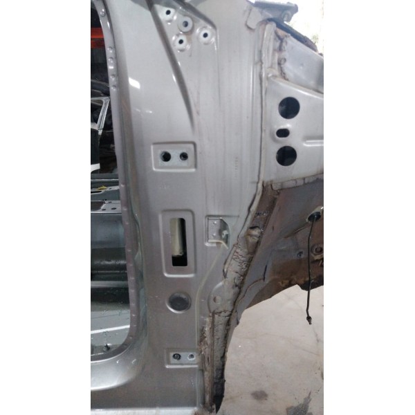 Coluna Porta Dianteira Direita Polo 2019