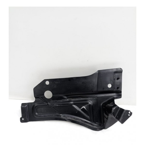 Acabamento Protetor Assoalho Direito Bmw X1 2013 Detalhe