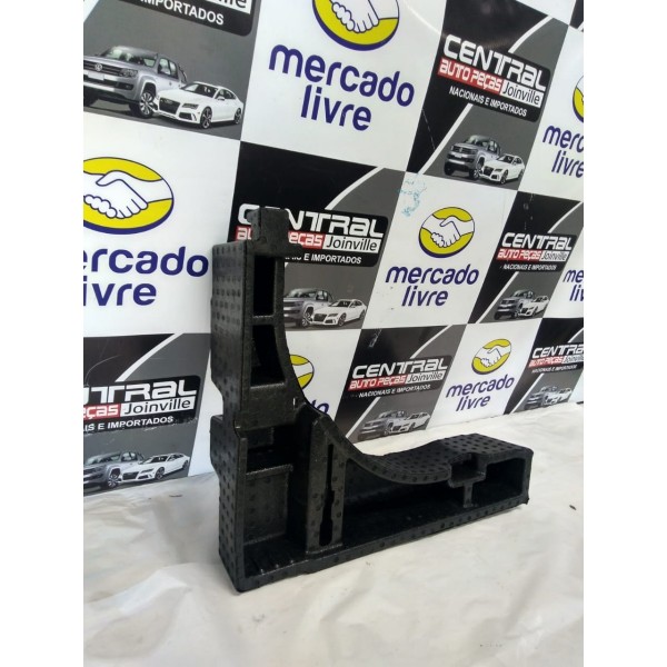 Isopor Estepe Lado Esquerdo Gm Tracker 2018